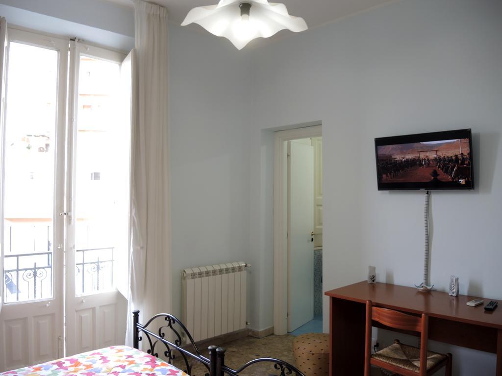 La Casa Di Ermelinda Bed and Breakfast Reggio di Calabria Eksteriør billede